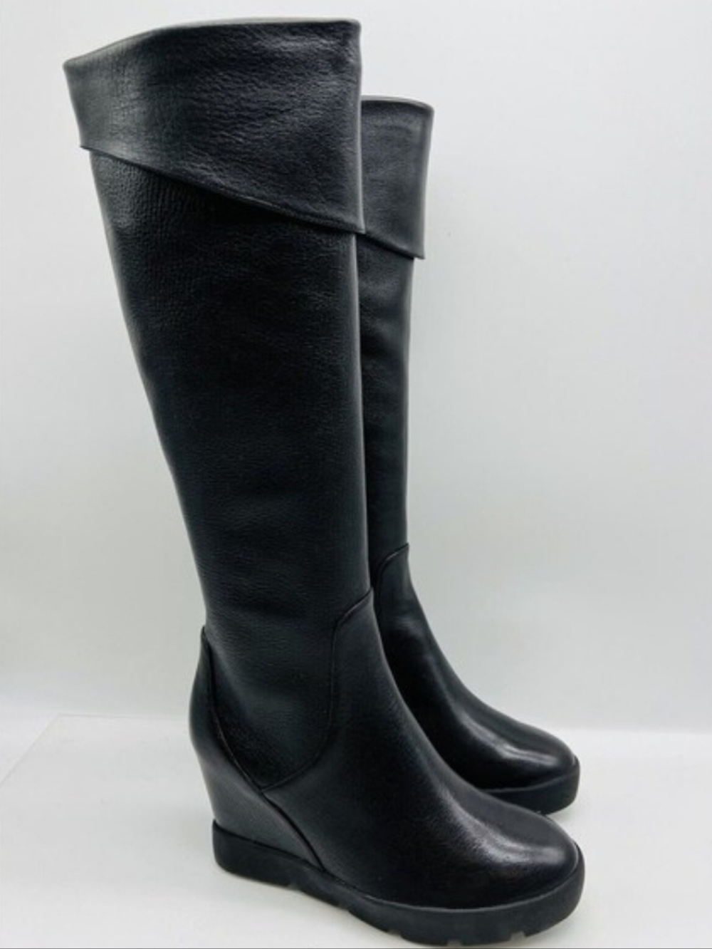 NWT.Max Studio Black Over-the-Knee Wedge Boots